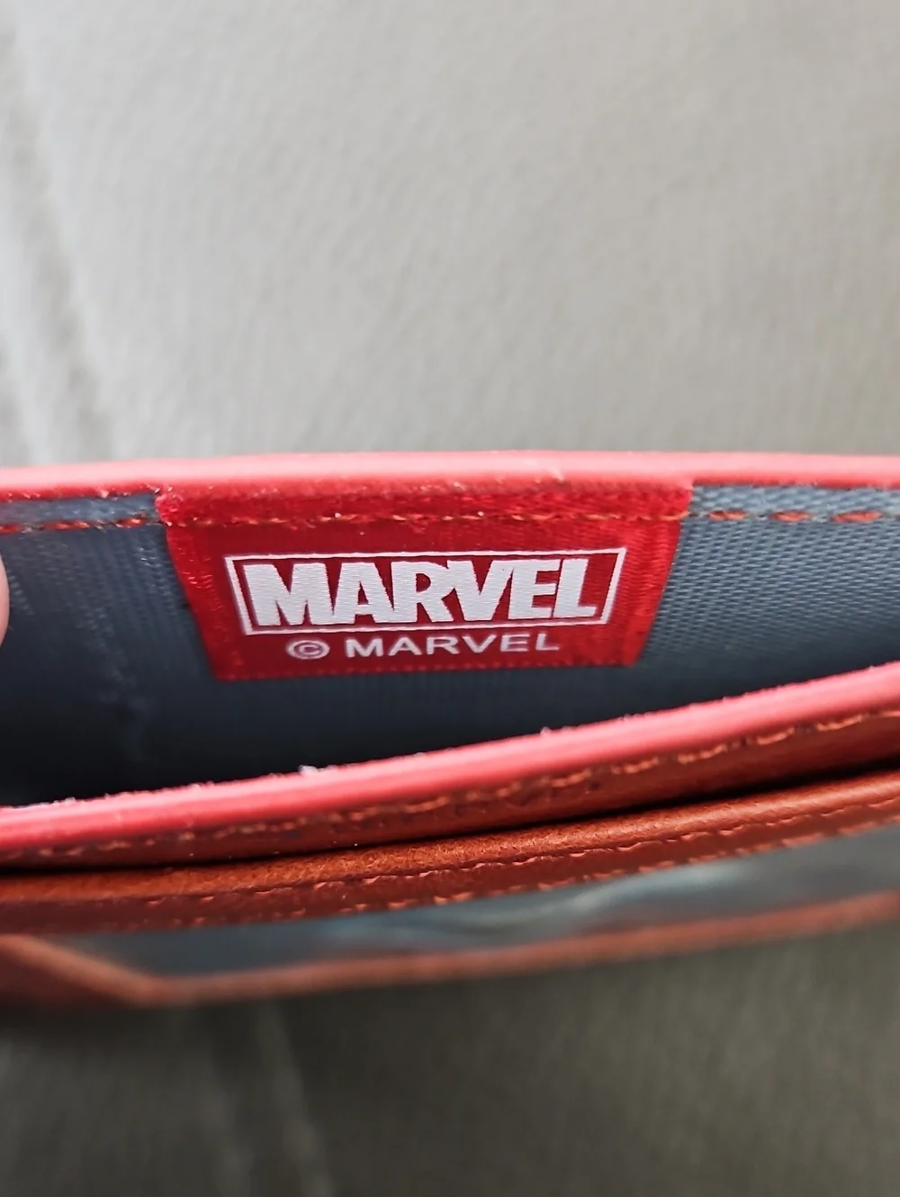 Marvel Iron Spider Card Holder Leather Wallet In Spider Red